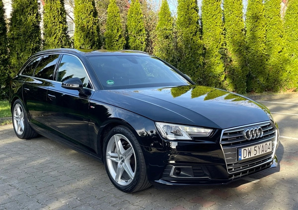Audi A4 cena 85900 przebieg: 157460, rok produkcji 2017 z Wrocław małe 781